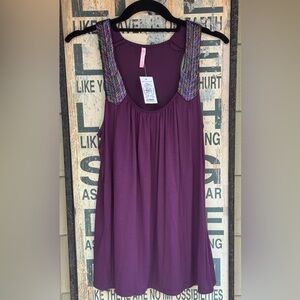NWT! METROPARK eight*sixty plum bugle bead dressy tank top. Size medium
